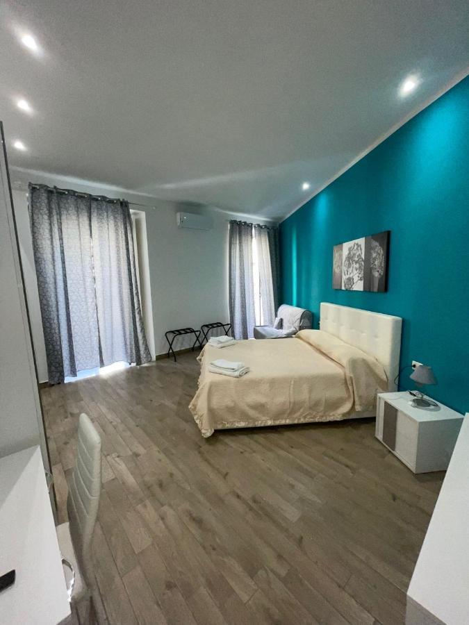 Dormire A Napoli Centro Holiday House Casa Vacanza Nápoles Exterior foto