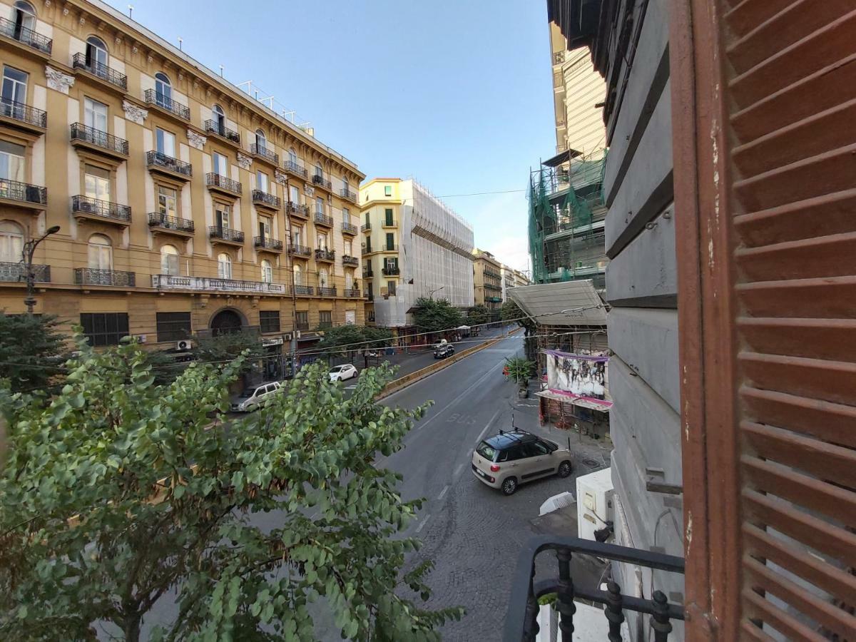 Dormire A Napoli Centro Holiday House Casa Vacanza Nápoles Exterior foto
