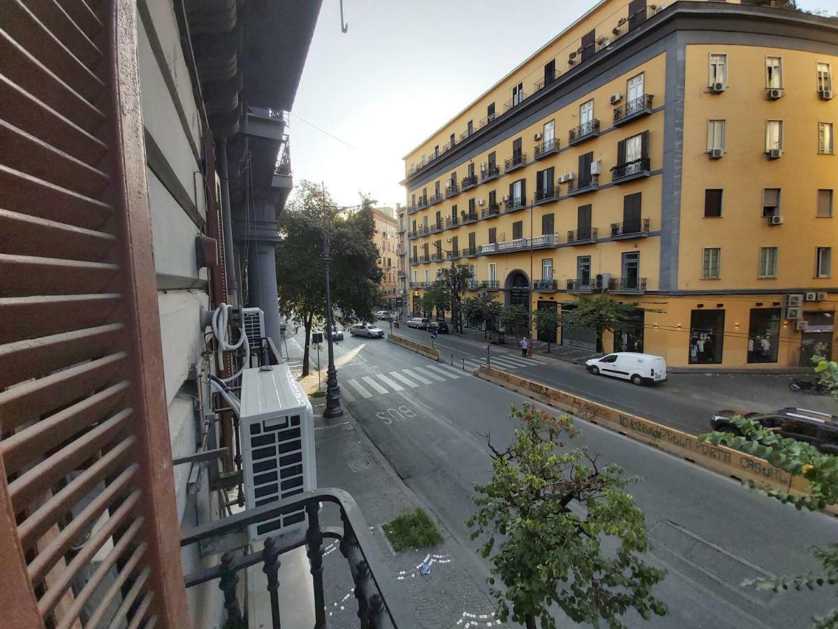 Dormire A Napoli Centro Holiday House Casa Vacanza Nápoles Exterior foto